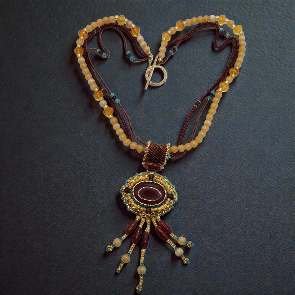 Elegant Beaded Necklace with Carnelia, Turqoise & Glass